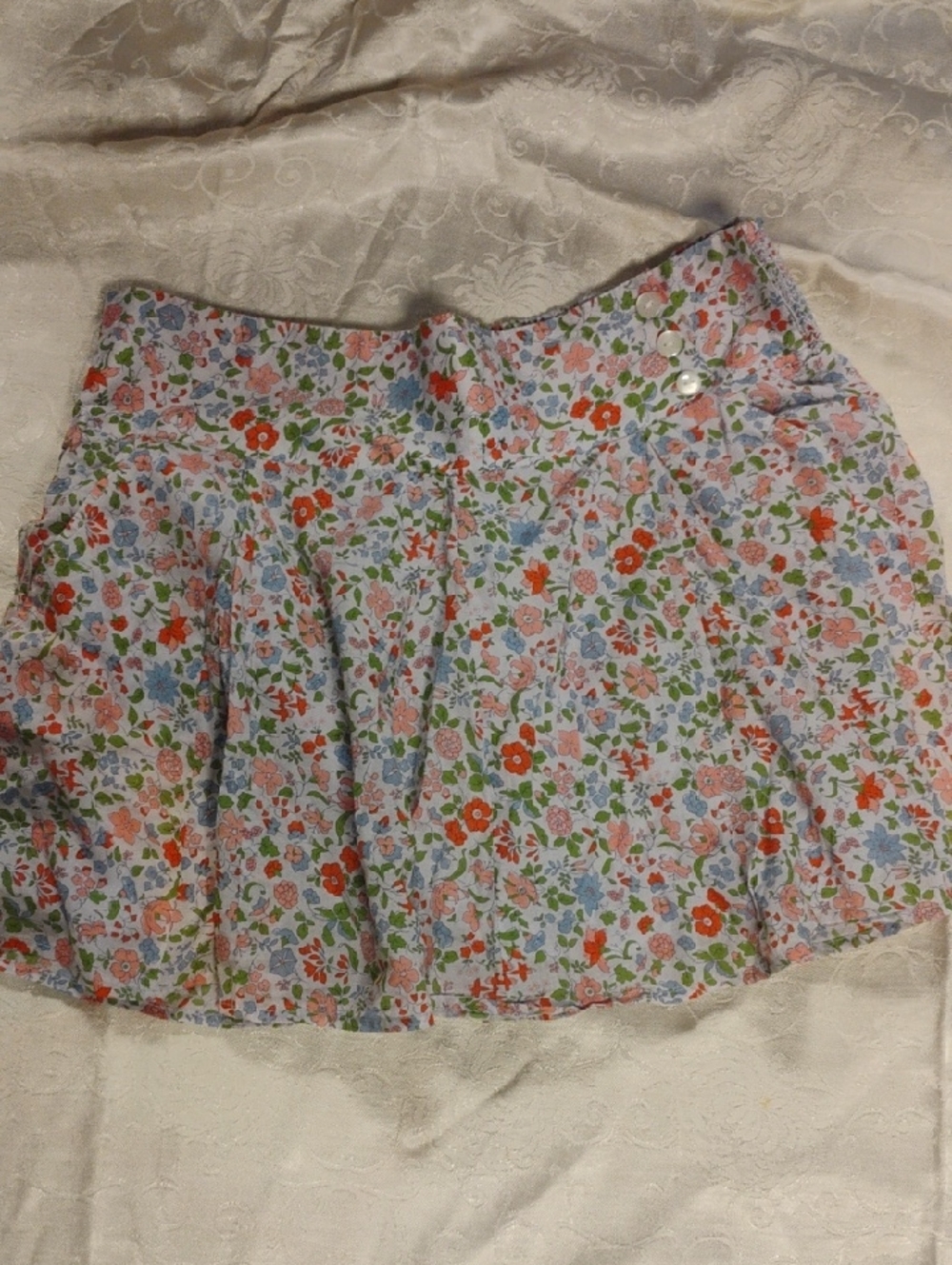 American Eagle Outfitters Cotton Floral Skirt With Pockets, Size Medium